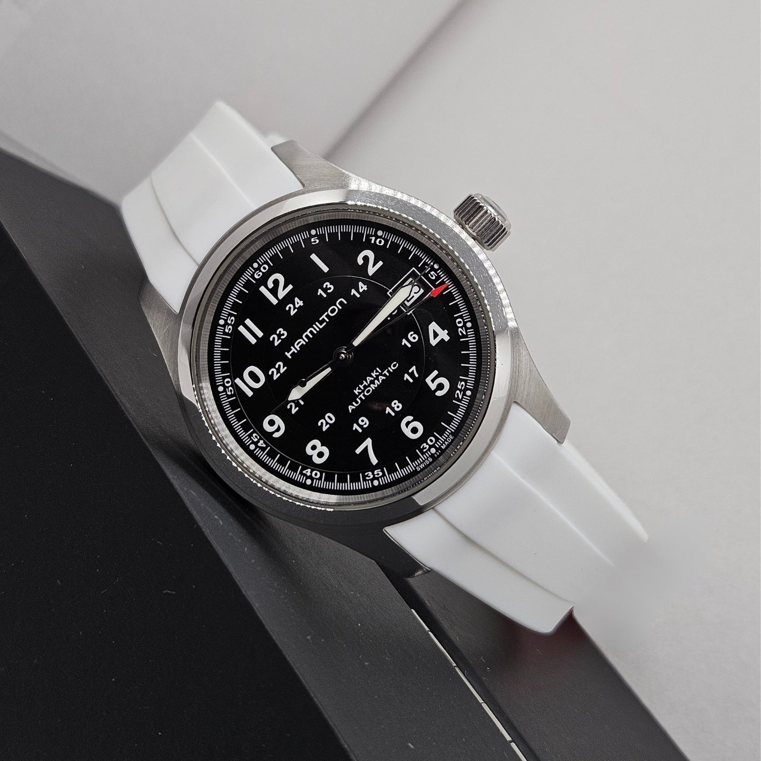 Rubber Strap – For Hamilton Khaki Field (38mm/40mm/42mm) - White - Helvetus