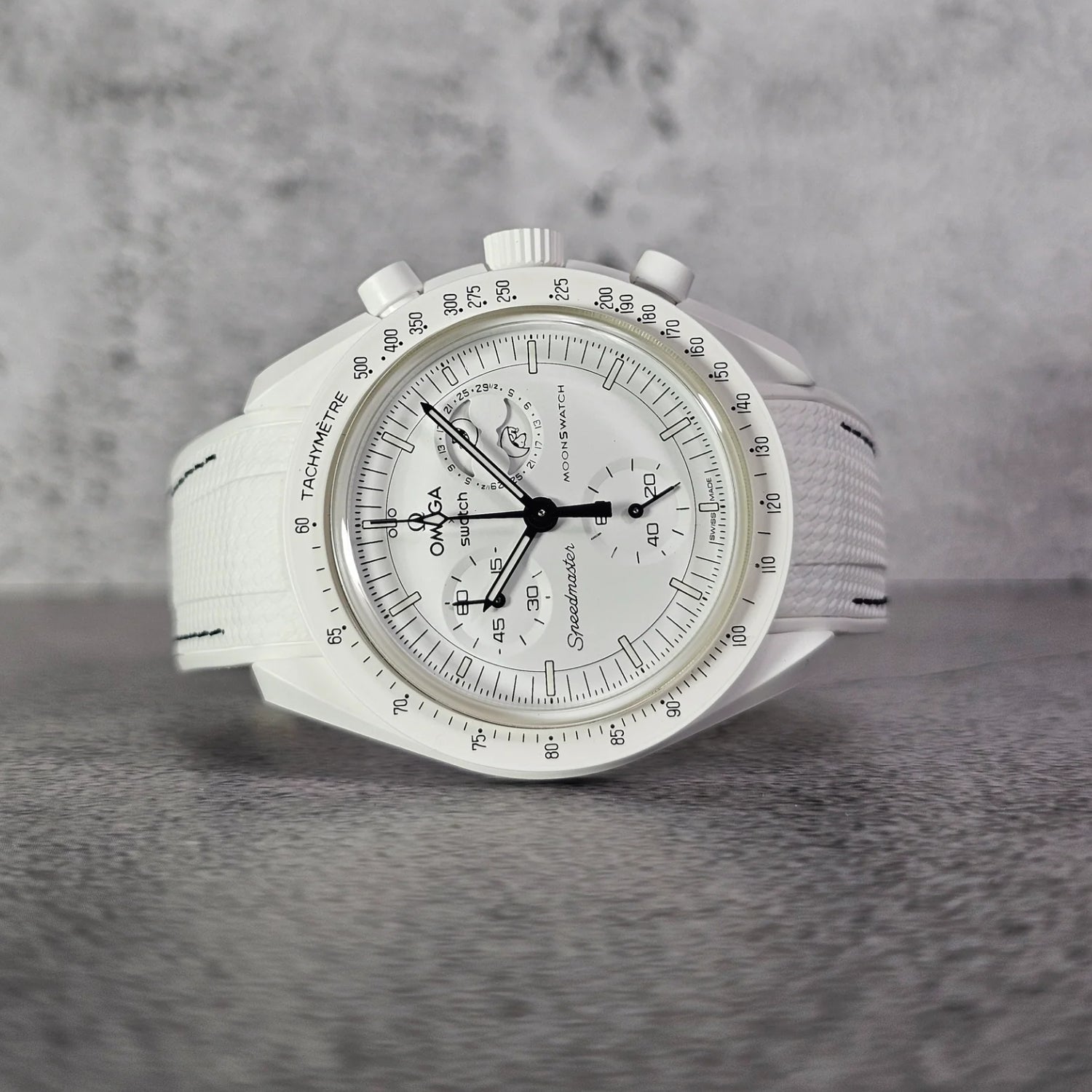 Rubber Strap - For Mission to the Moonphase - Snoopy | Omega X Swatch | MoonSwatch - White w/Black - Helvetus