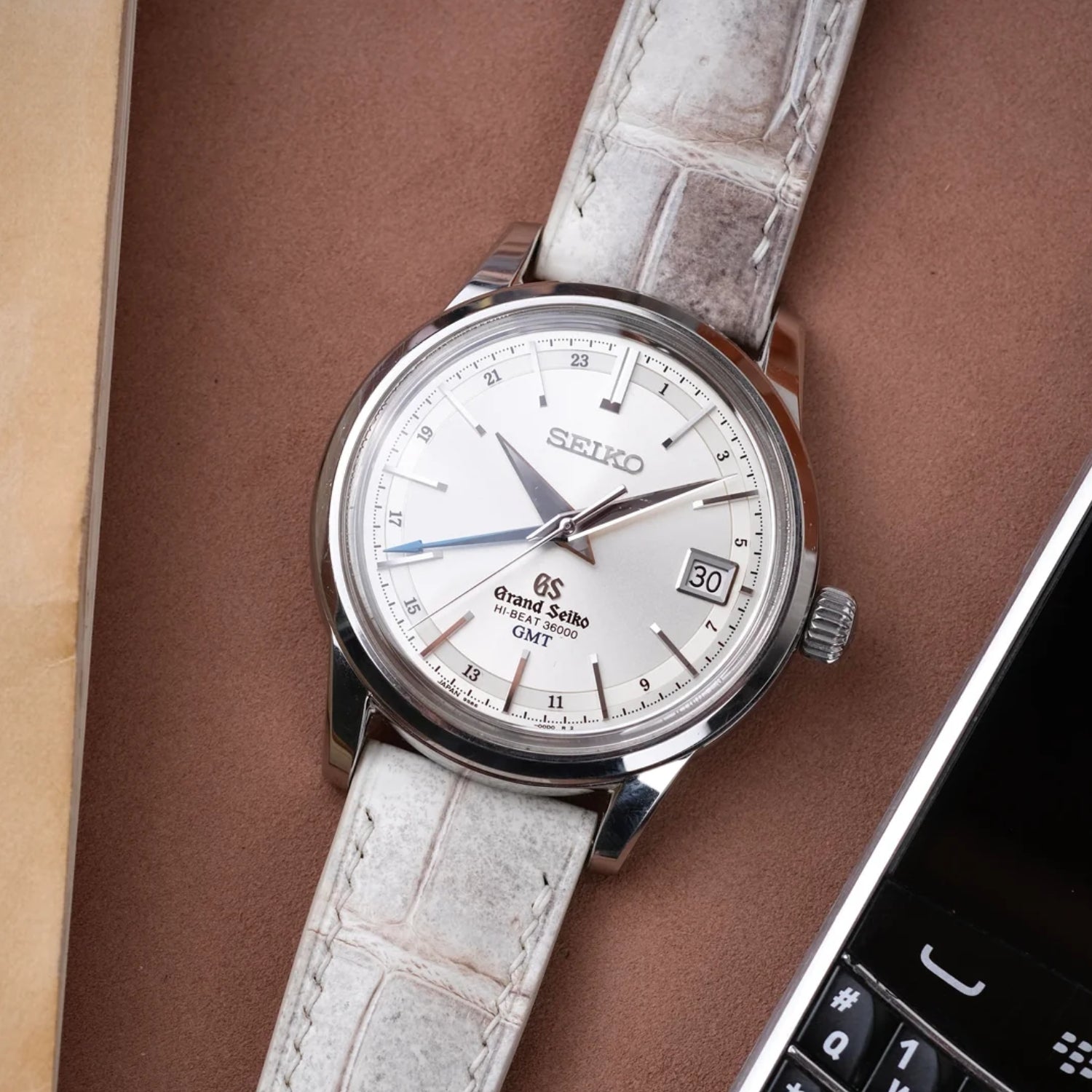 White Alligator Leather Watch Strap – Handcrafted Replacement Band – Helvetus®