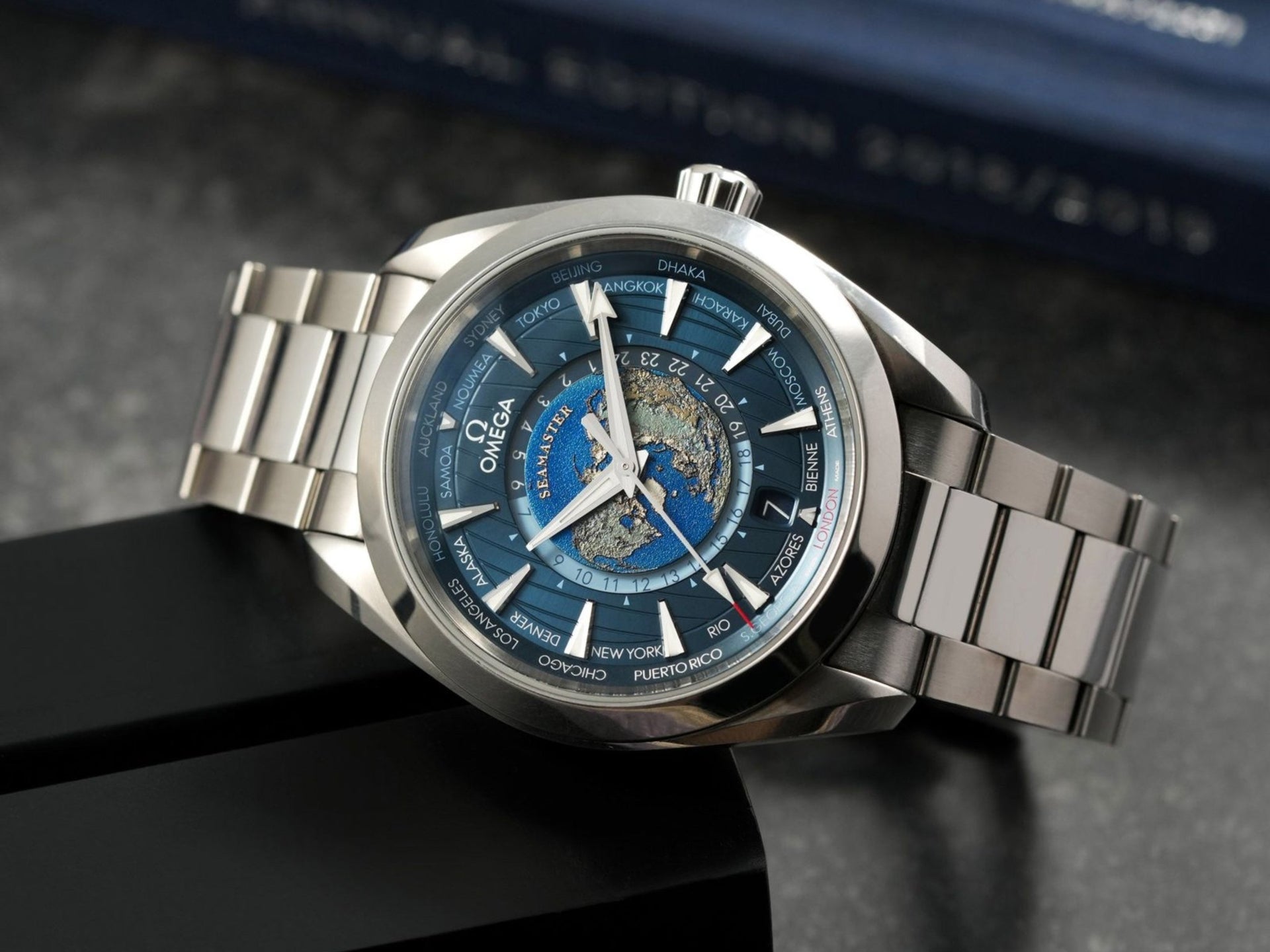 aqua terra 43mm