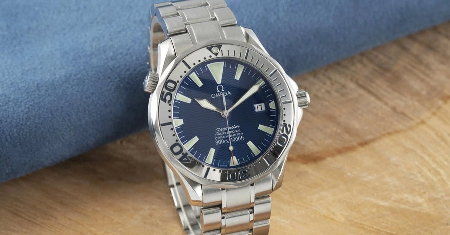 Omega Seamaster Electric Blue 2255.80 Strap Guide – Best Rubber Straps & Fit - Helvetus