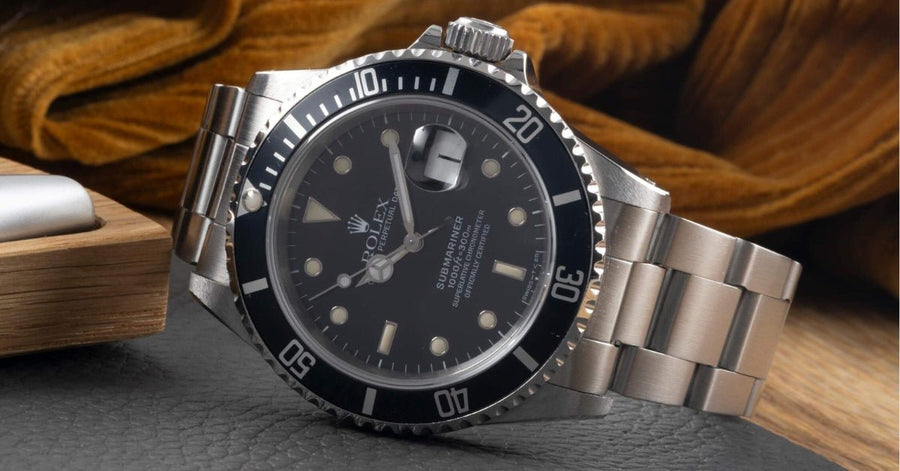 Rolex Submariner 16610 Strap Guide: The Best Straps for the Classic 5-Digit Sub - Helvetus