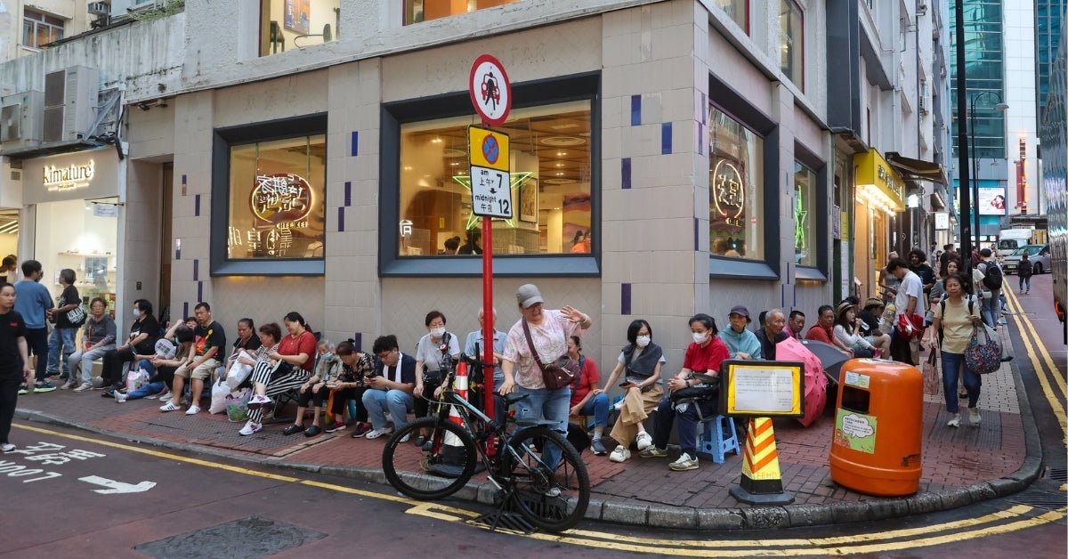 Royal Pop Launch Day Madness: Swatch x Audemars Piguet Sells Out in Hours as Global Queues Go Viral - Helvetus