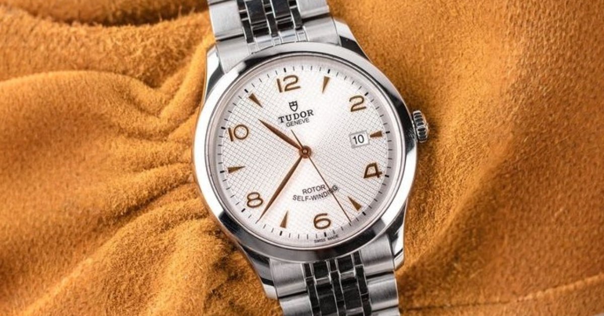 Tudor 1926 M91650 Strap Guide – 22mm Fit & Best Straps - Helvetus