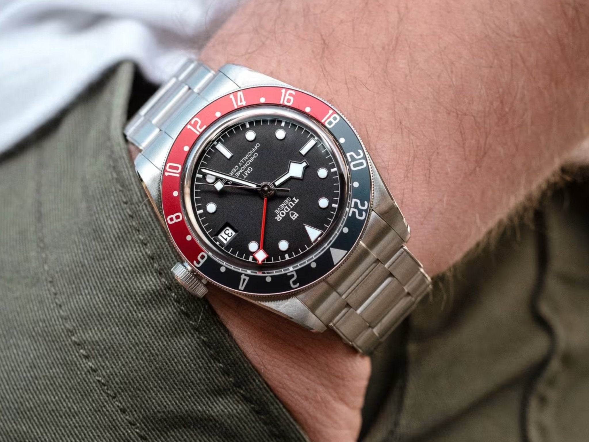 Tudor Black Bay GMT Opaline M79830RB Strap Guide