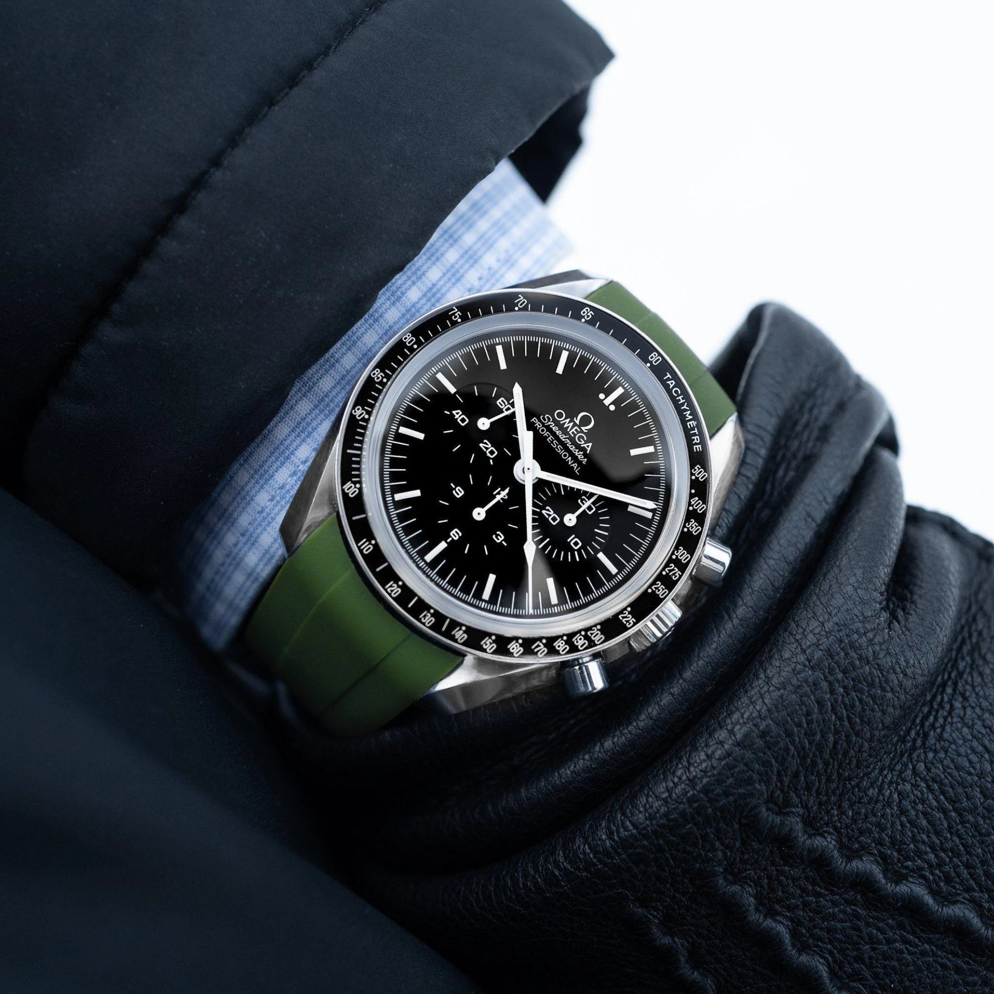 Omega - Helvetus