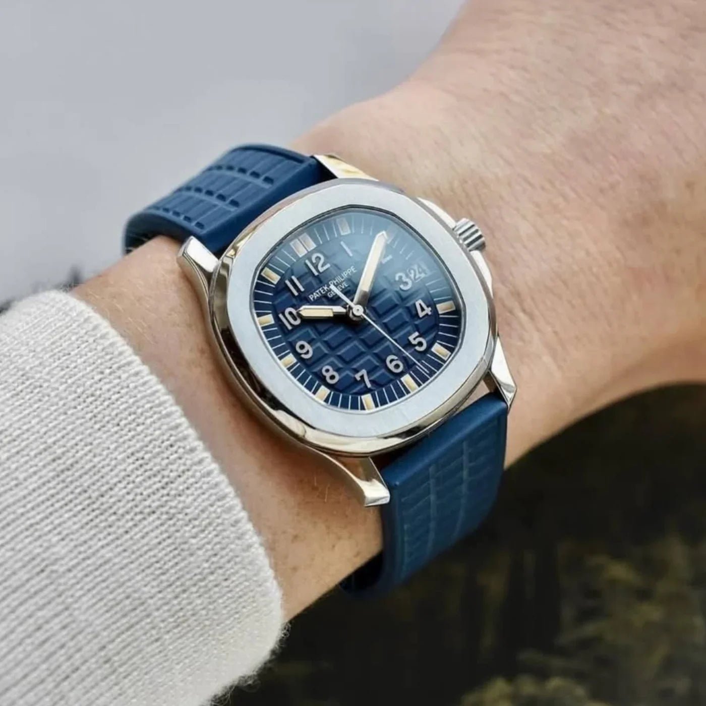 patek-philippe-aquanaut-