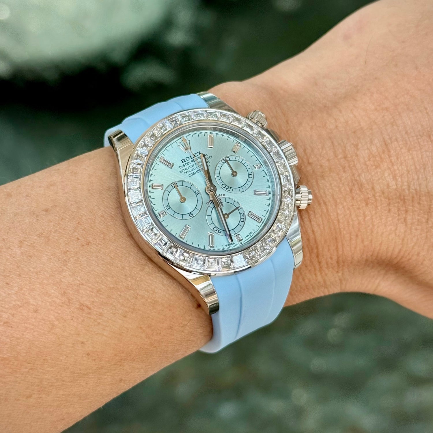 BLEU RUBANページ Baby Blue Rubber Strap for Rolex Daytona – Soft & Fresh | Helvetus®