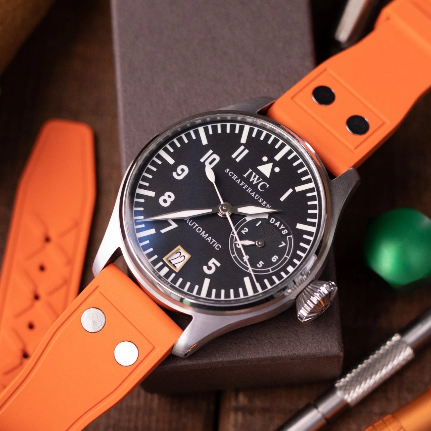 FKM Rubber Strap - For IWC Portugieser/Aquatimer/All Pilot Models/Portugieser/Portofino - Orange - With Rivets - Helvetus