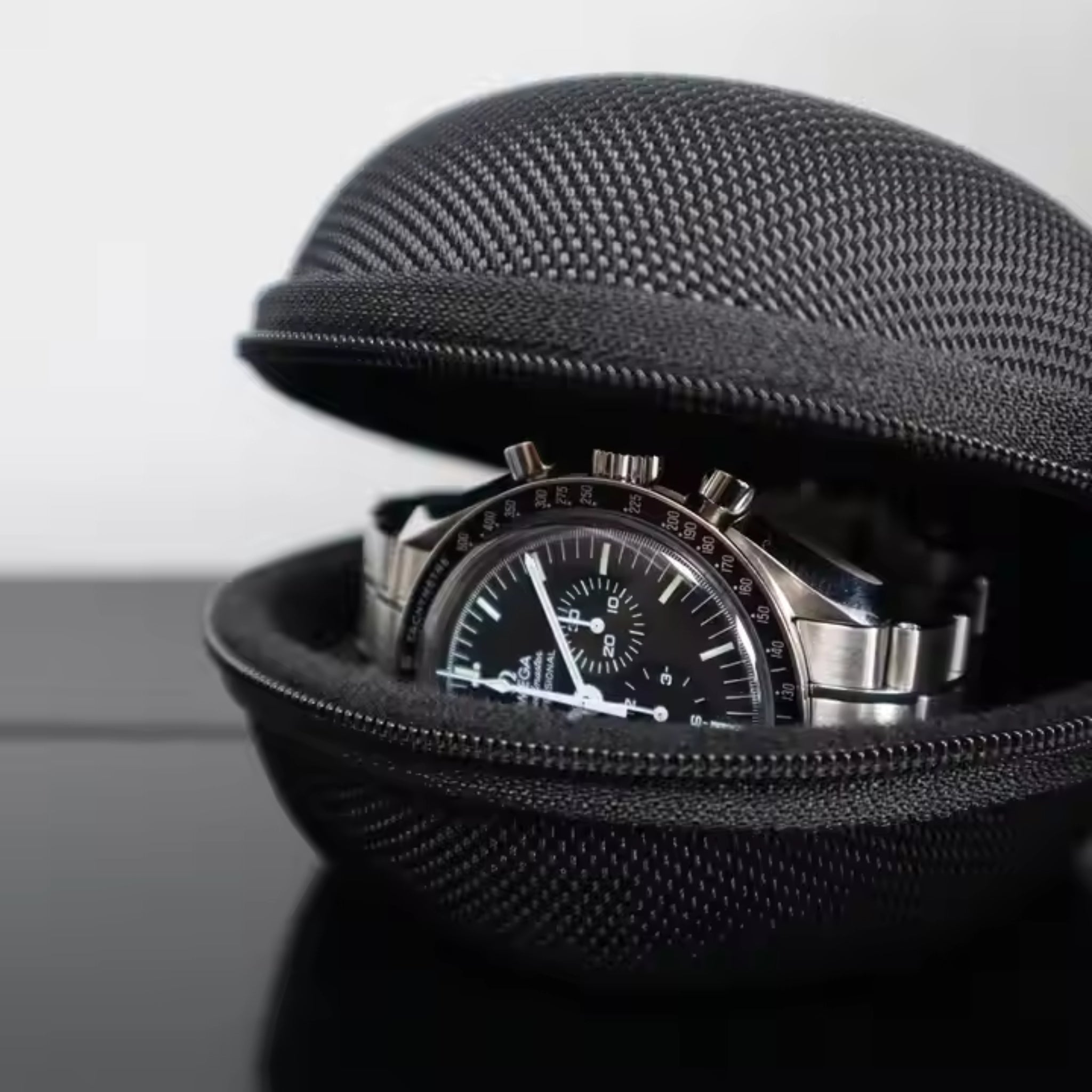 Premium Watch Case by Helvetus - Helvetus