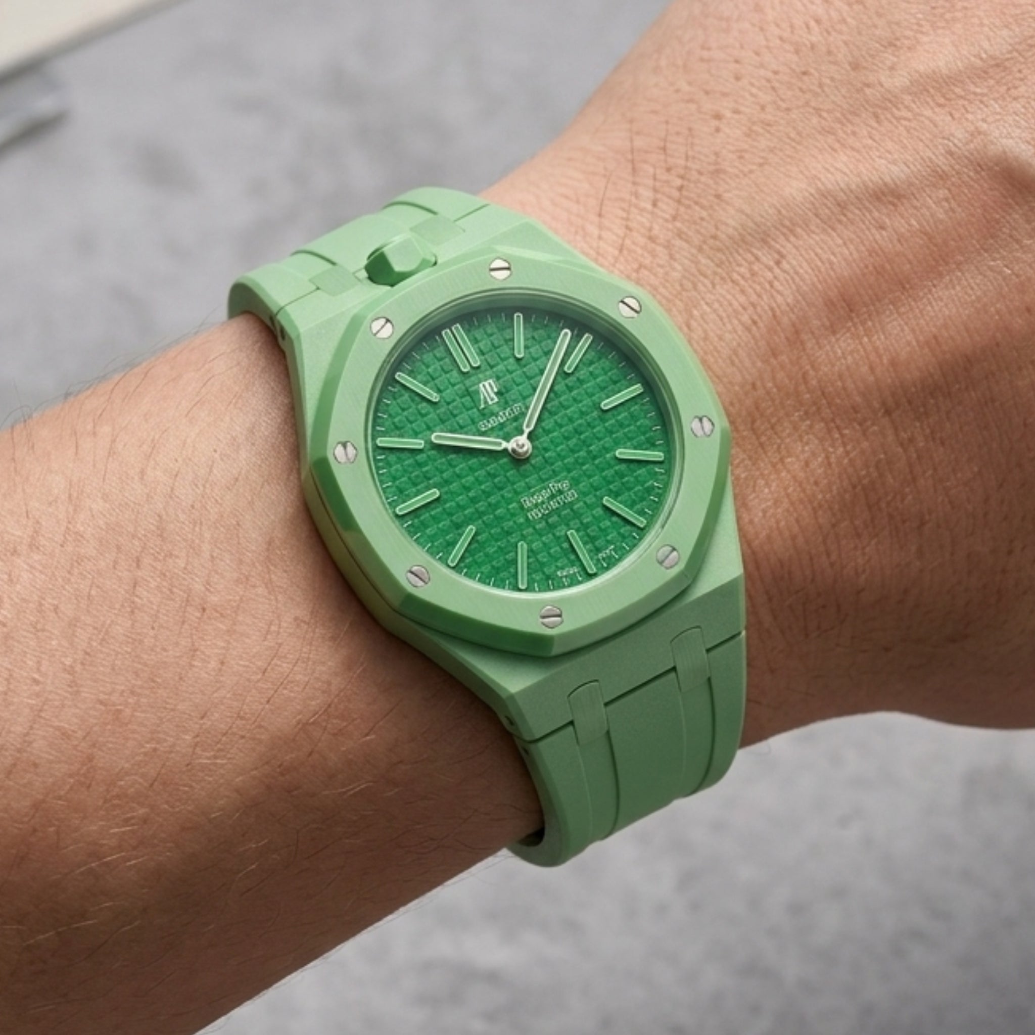 Royal Pop Wrist Strap & Case — For Green Eight (Lépine, Crown at 12) - Helvetus