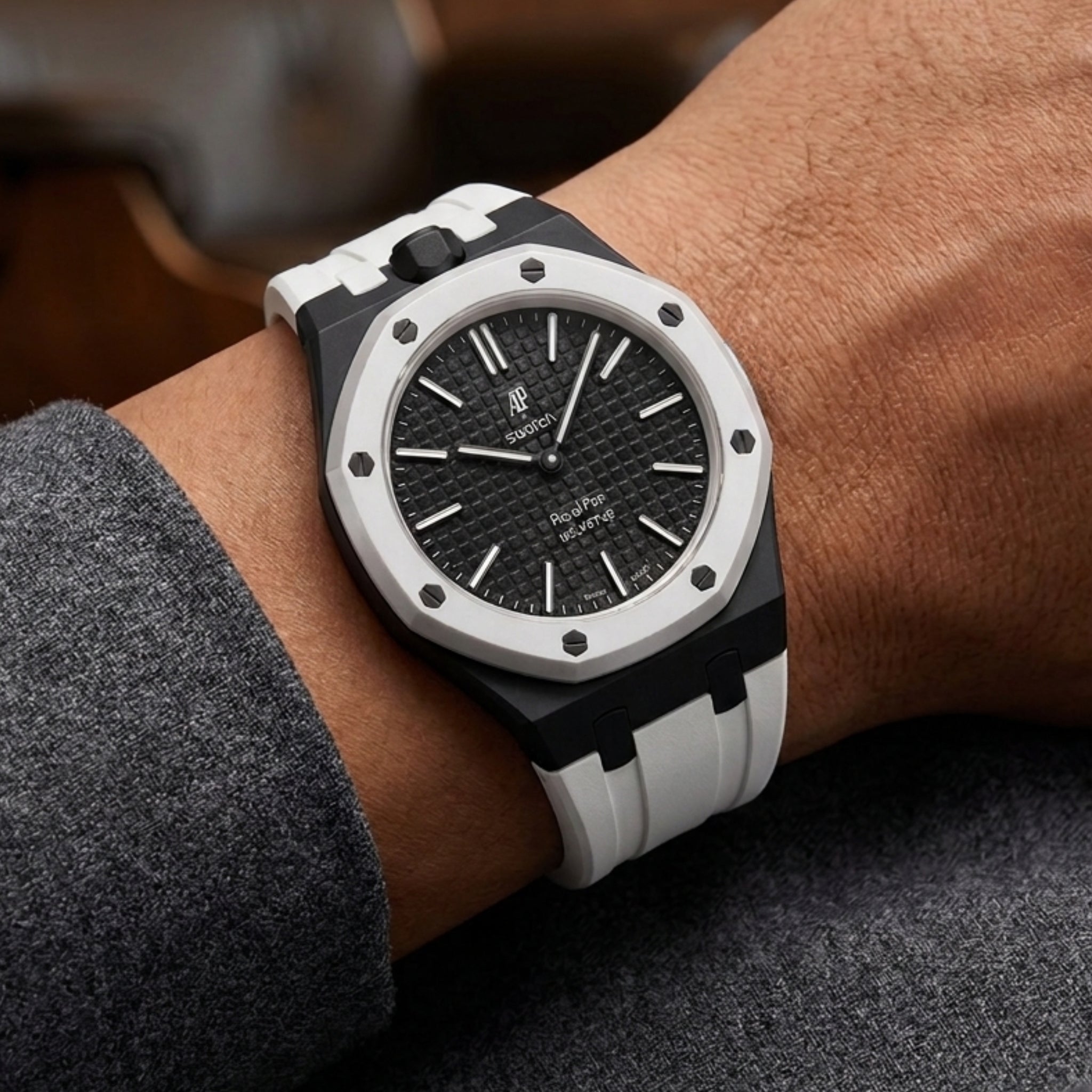 Royal Pop Strap for Ocho Negro — Wrist Case Set | Helvetus®