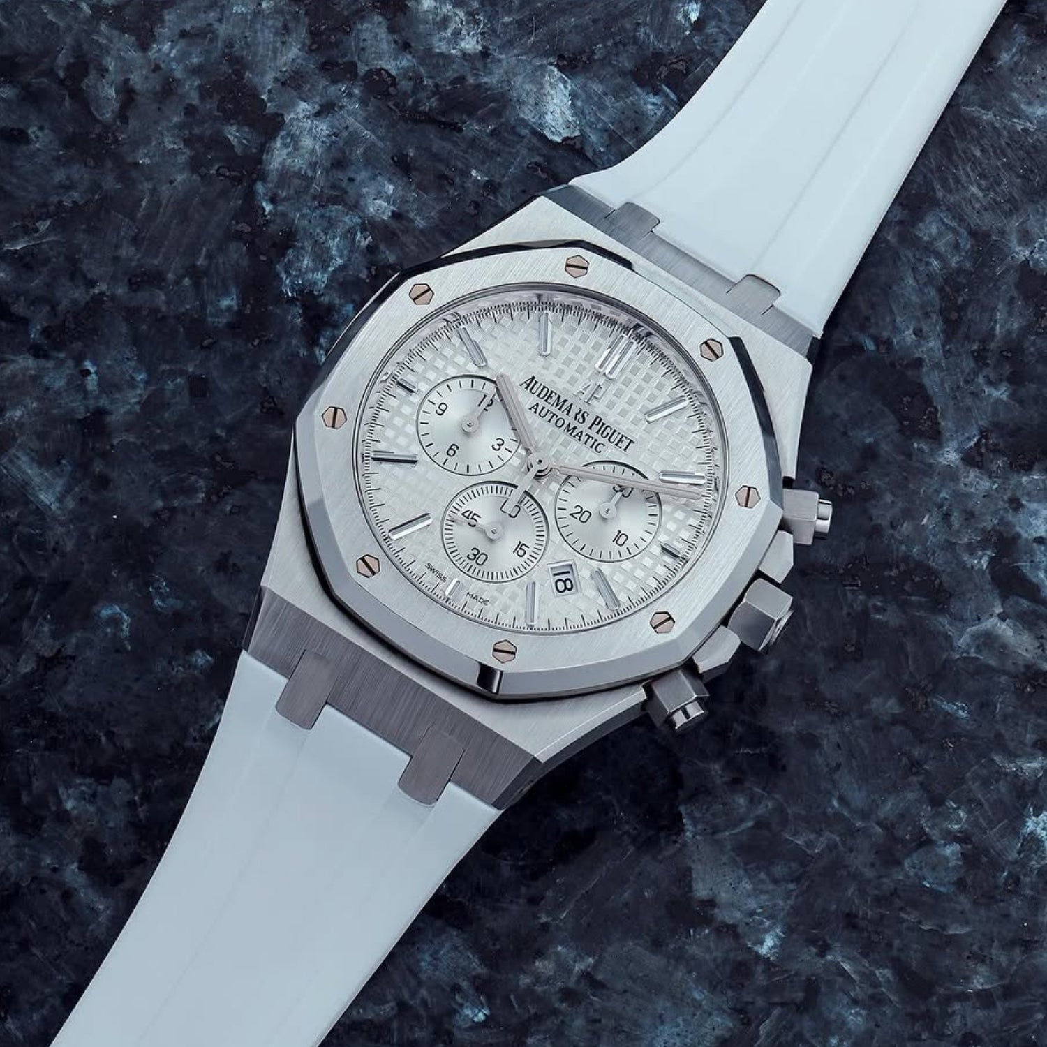 Audemars Piguet Royal Oak 41mm White Strap | Helvetus®