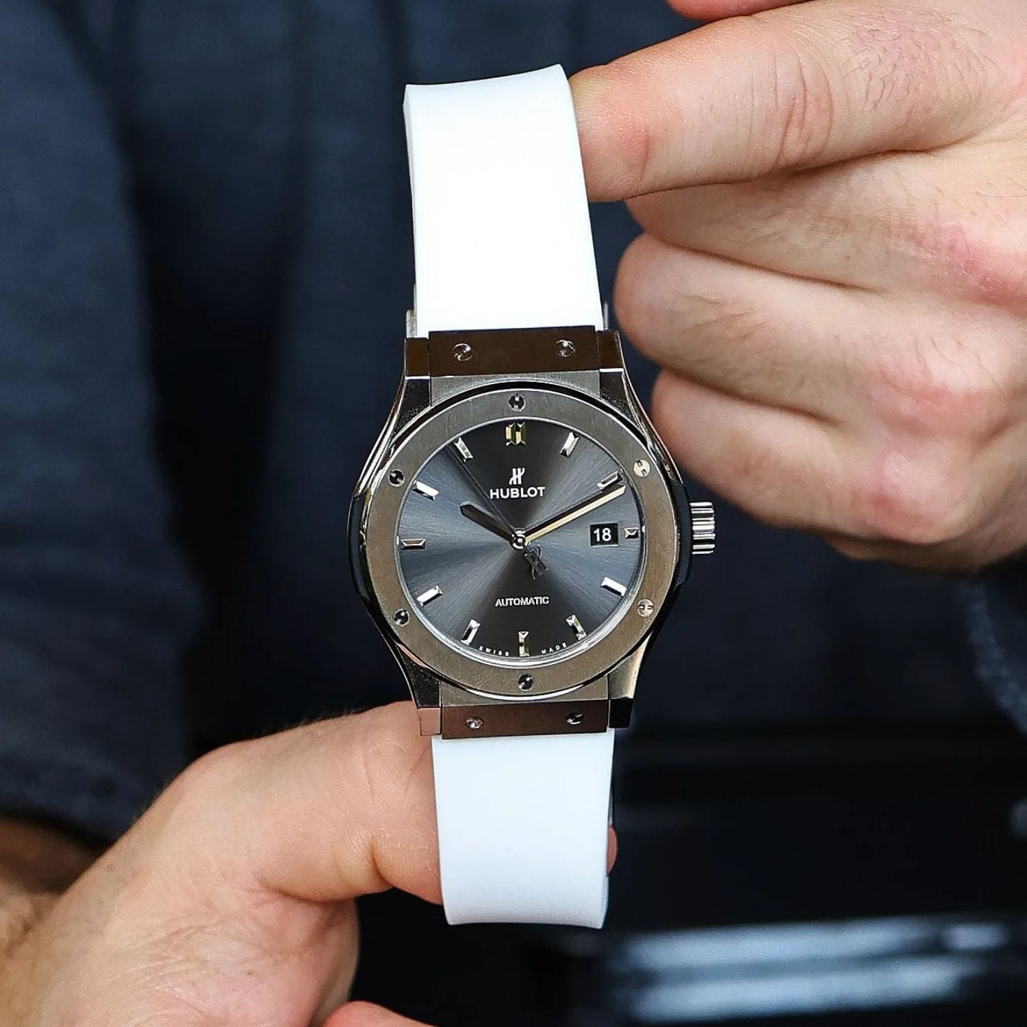 純正 Hublot ホワイトラバーベルト Hublot Classic Fusion Strap in White - Helvetus® Switzerland