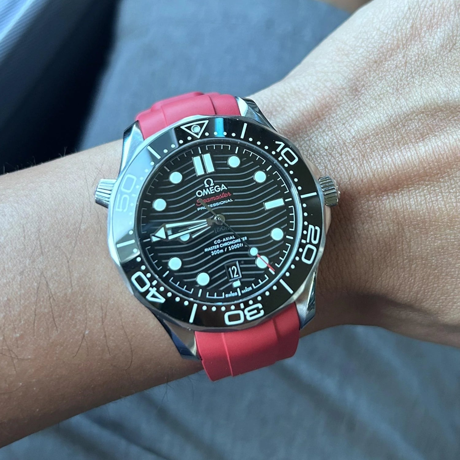 Rubber Strap - For Omega Seamaster 300 - Red - Helvetus