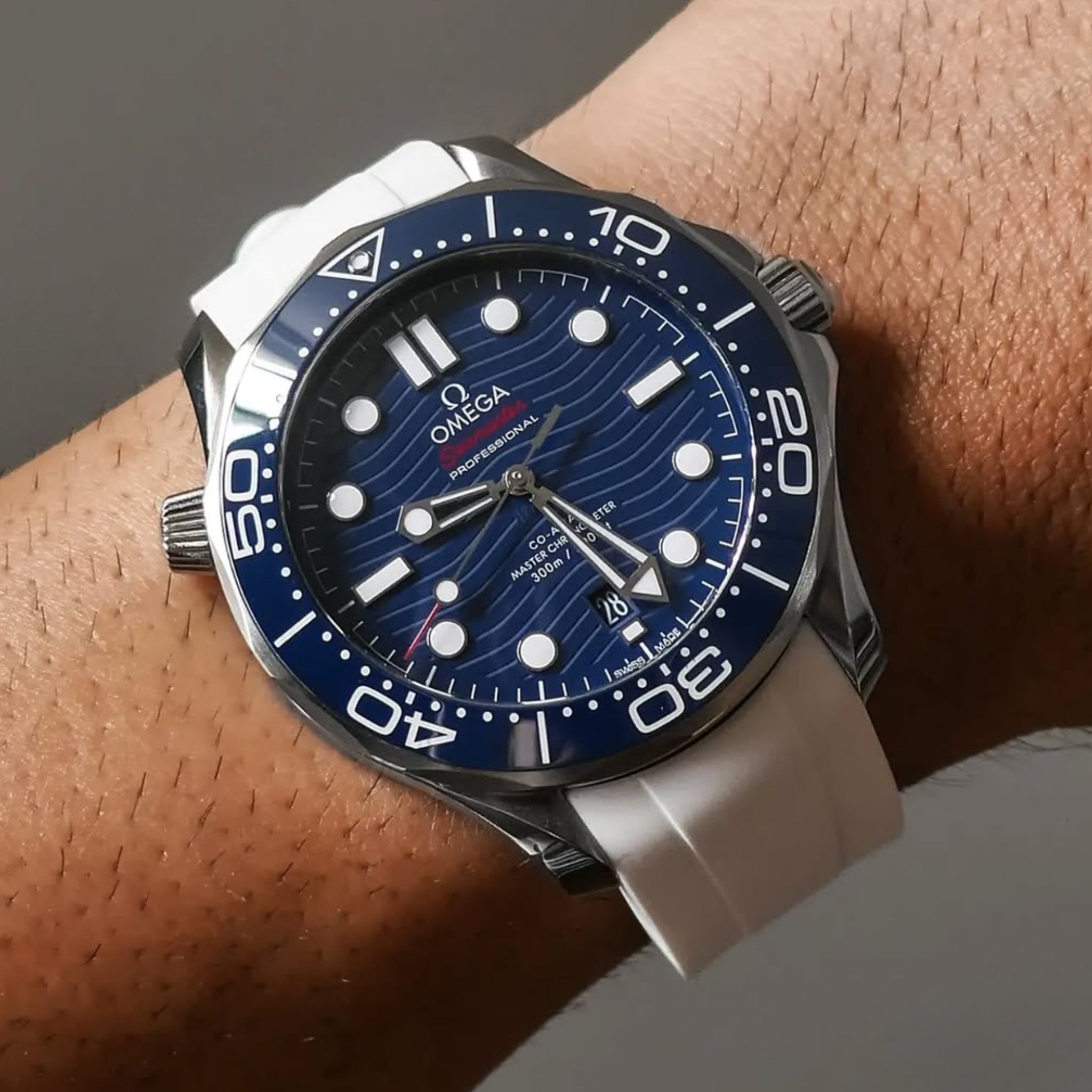 Rubber Strap - For Omega Seamaster 300 - White - Helvetus