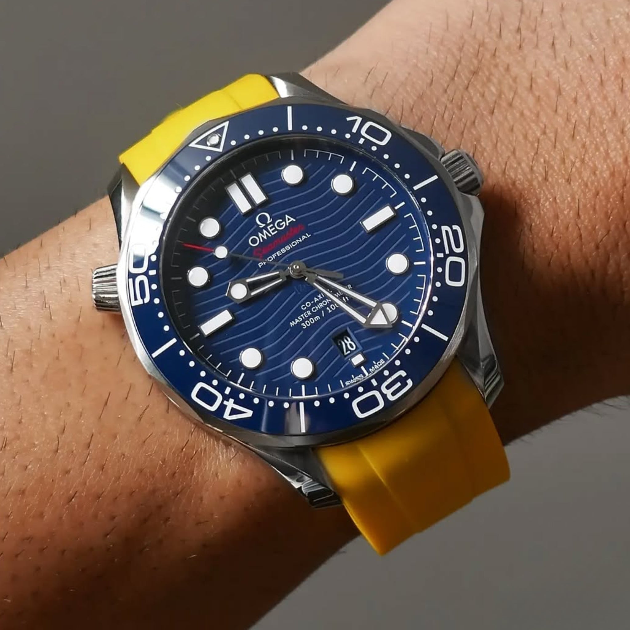 Rubber Strap - For Omega Seamaster 300 - Yellow - Helvetus