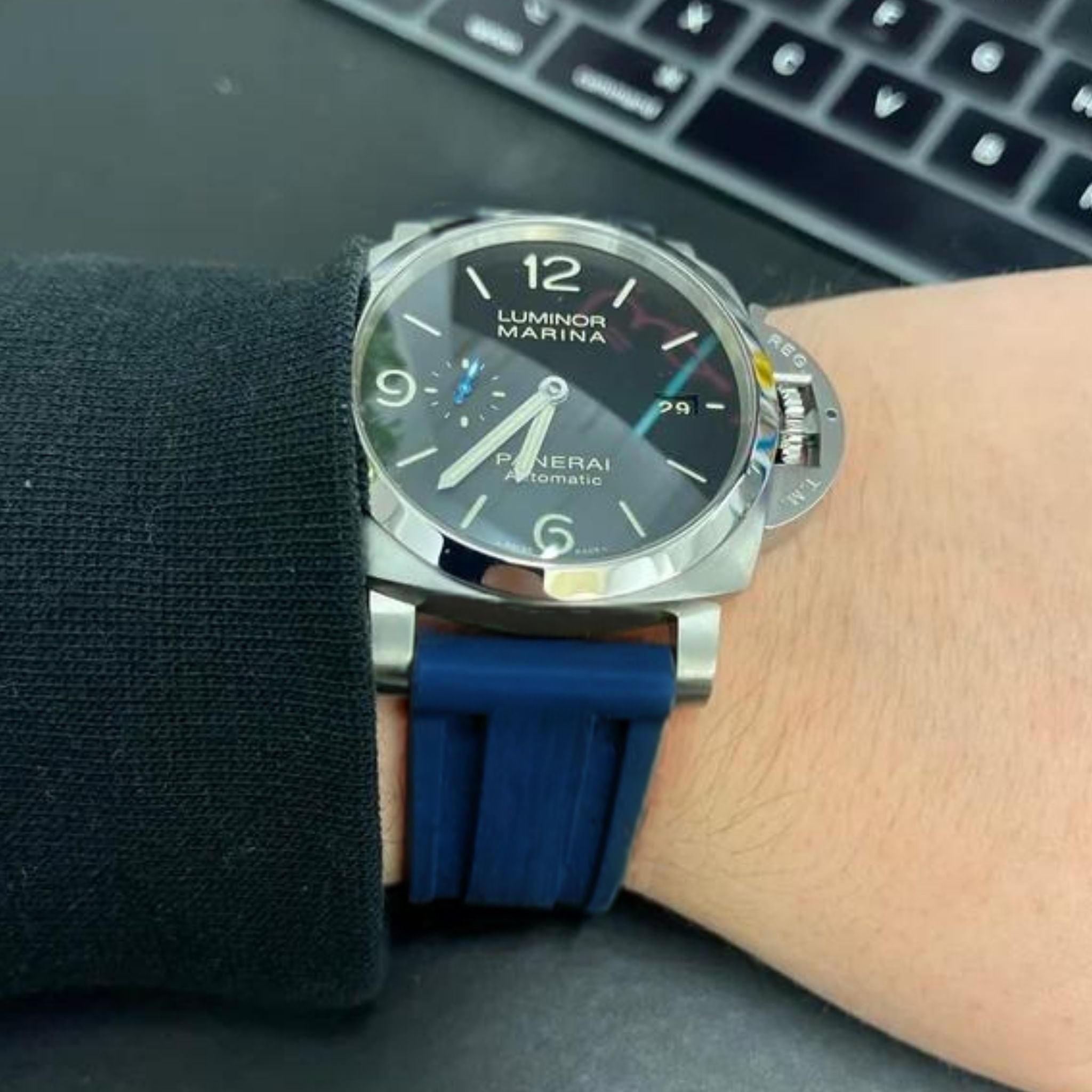 Panerai luminor blue strap best sale