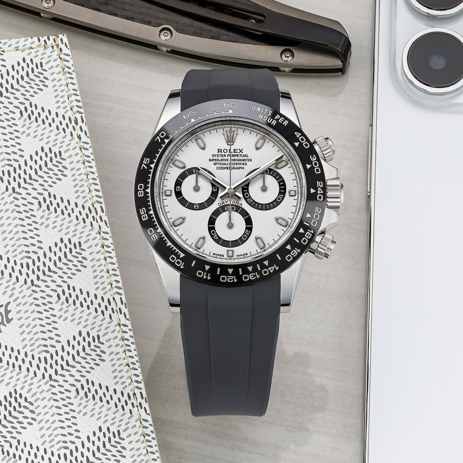 Black Rubber Strap for Rolex Daytona – Timeless Fit | Helvetus®