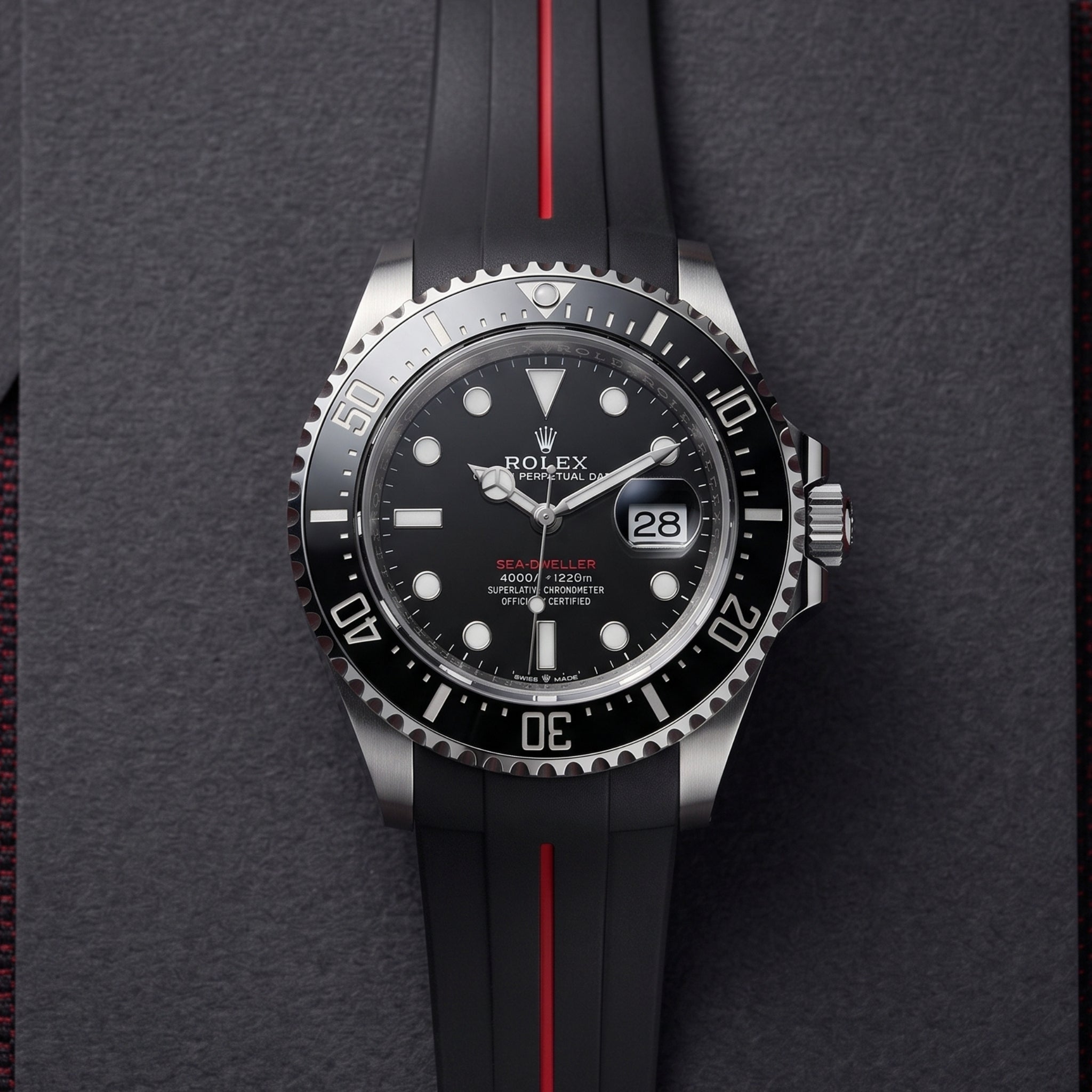 Rubber B ラバーベルト ブラック レッドライン Strap for Rolex Sea-Dweller in Black/Red - Helvetus®